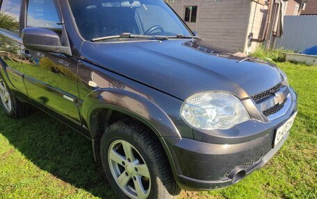 Chevrolet Niva I рестайлинг, 2014 год, 475 000 рублей, 3 фотография