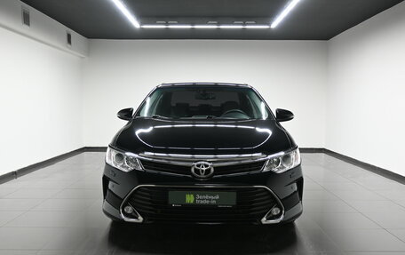 Toyota Camry, 2018 год, 2 295 000 рублей, 3 фотография