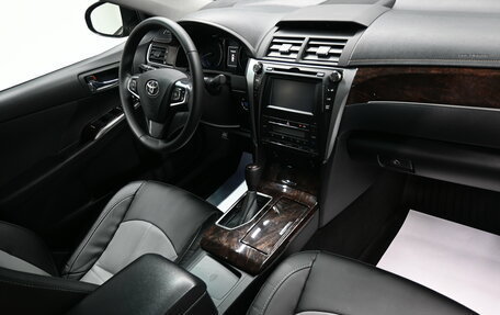Toyota Camry, 2018 год, 2 295 000 рублей, 13 фотография