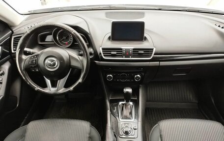 Mazda 3, 2016 год, 1 219 000 рублей, 9 фотография