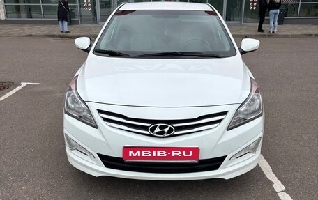 Hyundai Solaris II рестайлинг, 2014 год, 970 000 рублей, 6 фотография