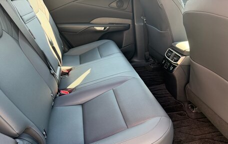 Lexus RX IV рестайлинг, 2024 год, 6 850 000 рублей, 9 фотография