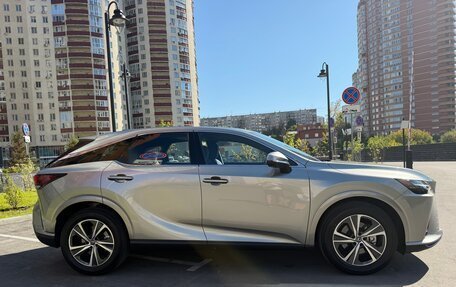 Lexus RX IV рестайлинг, 2024 год, 6 850 000 рублей, 5 фотография