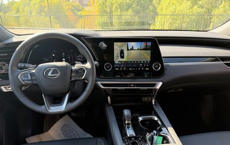 Lexus RX IV рестайлинг, 2024 год, 6 850 000 рублей, 11 фотография