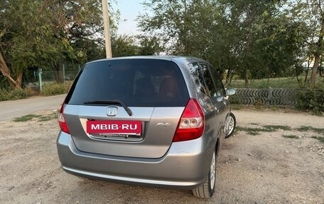 Honda Fit III, 2004 год, 630 000 рублей, 4 фотография