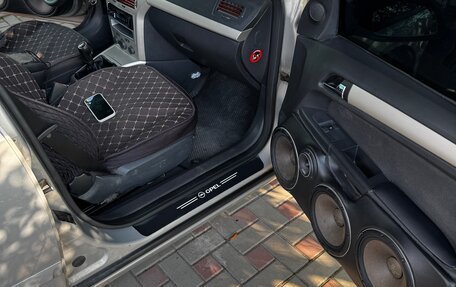 Opel Astra H, 2007 год, 700 000 рублей, 17 фотография