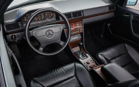 Mercedes-Benz E-Класс, 1994 год, 4 700 000 рублей, 20 фотография