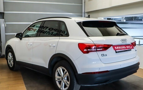 Audi Q3, 2021 год, 3 649 000 рублей, 6 фотография