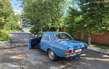 Mercedes-Benz W123, 1982 год, 650 000 рублей, 5 фотография