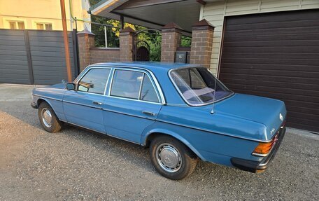 Mercedes-Benz W123, 1982 год, 650 000 рублей, 6 фотография