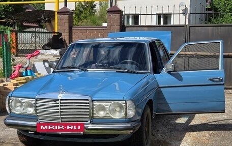 Mercedes-Benz W123, 1982 год, 650 000 рублей, 9 фотография