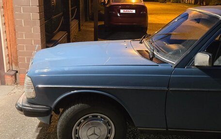 Mercedes-Benz W123, 1982 год, 650 000 рублей, 12 фотография