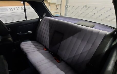 Mercedes-Benz W123, 1982 год, 650 000 рублей, 13 фотография
