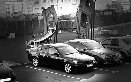 BMW 5 серия, 2004 год, 1 200 000 рублей, 8 фотография