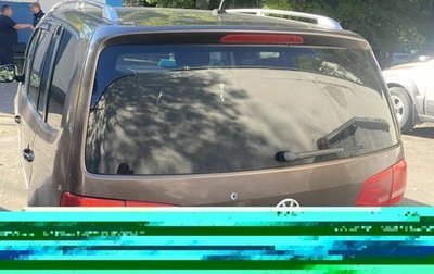 Volkswagen Touran III, 2012 год, 1 000 000 рублей, 1 фотография