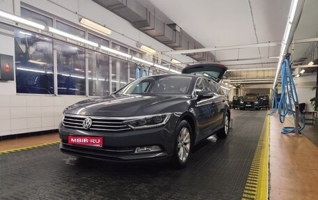Volkswagen Passat B8 рестайлинг, 2019 год, 2 200 000 рублей, 1 фотография