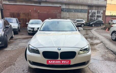 BMW 5 серия, 2011 год, 1 790 000 рублей, 2 фотография