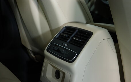 Audi A4, 2016 год, 1 850 000 рублей, 25 фотография