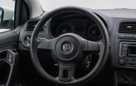Volkswagen Polo VI (EU Market), 2013 год, 650 000 рублей, 15 фотография