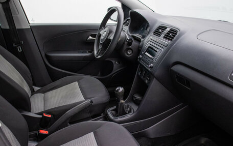 Volkswagen Polo VI (EU Market), 2013 год, 650 000 рублей, 9 фотография