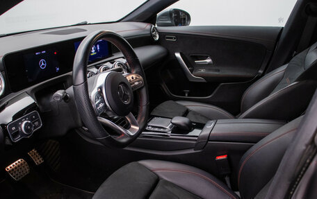 Mercedes-Benz CLA, 2020 год, 3 447 000 рублей, 10 фотография
