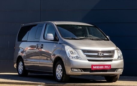 Hyundai Grand Starex Grand Starex I рестайлинг 2, 2011 год, 1 555 000 рублей, 7 фотография