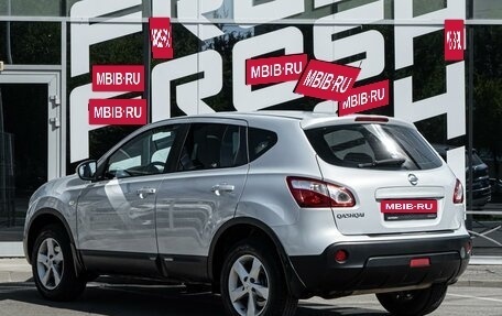 Nissan Qashqai, 2011 год, 1 025 000 рублей, 2 фотография