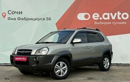 Hyundai Tucson III, 2008 год, 780 000 рублей, 1 фотография
