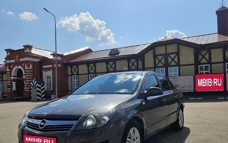 Opel Astra H, 2012 год, 700 000 рублей, 1 фотография