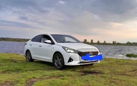 Hyundai Solaris II рестайлинг, 2020 год, 1 350 000 рублей, 1 фотография