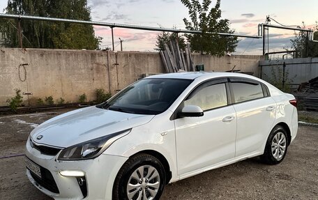KIA Rio IV, 2019 год, 1 100 000 рублей, 8 фотография