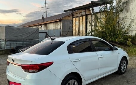 KIA Rio IV, 2019 год, 1 100 000 рублей, 3 фотография