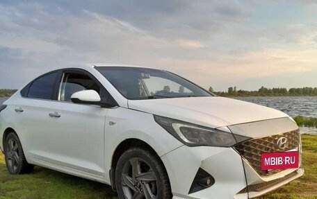 Hyundai Solaris II рестайлинг, 2020 год, 1 350 000 рублей, 7 фотография