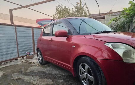 Suzuki Swift III, 2004 год, 480 000 рублей, 2 фотография
