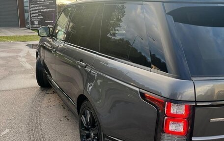 Land Rover Range Rover IV рестайлинг, 2017 год, 4 500 000 рублей, 2 фотография