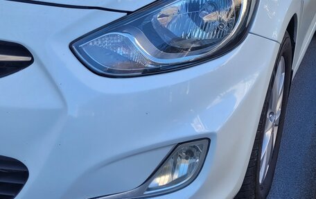 Hyundai Solaris II рестайлинг, 2011 год, 700 000 рублей, 5 фотография