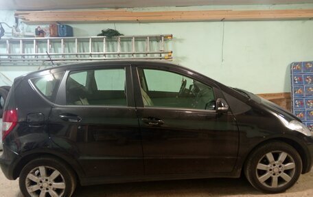 Mercedes-Benz A-Класс, 2012 год, 650 000 рублей, 6 фотография