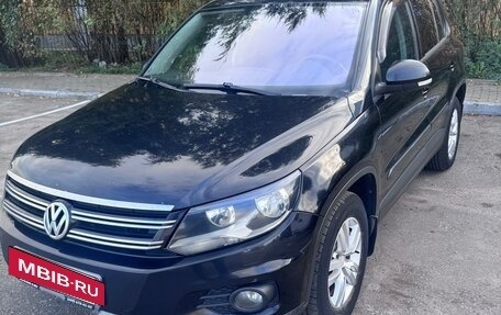 Volkswagen Tiguan I, 2011 год, 1 100 000 рублей, 2 фотография