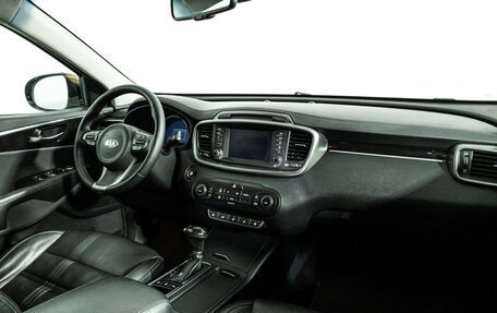 KIA Sorento III Prime рестайлинг, 2017 год, 1 899 777 рублей, 9 фотография