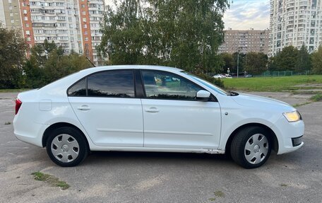 Skoda Rapid I, 2014 год, 650 000 рублей, 3 фотография