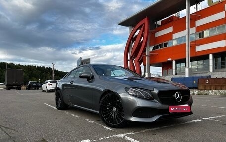 Mercedes-Benz E-Класс, 2017 год, 3 350 000 рублей, 1 фотография