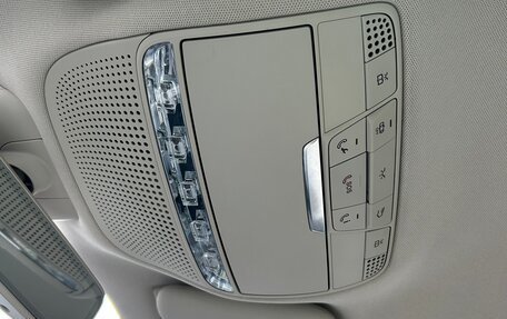 Mercedes-Benz E-Класс, 2017 год, 3 350 000 рублей, 38 фотография