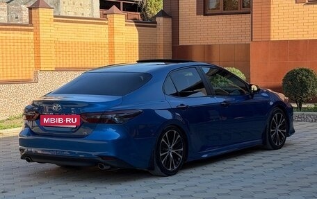 Toyota Camry, 2018 год, 2 375 000 рублей, 11 фотография