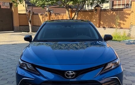 Toyota Camry, 2018 год, 2 375 000 рублей, 6 фотография