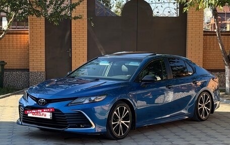 Toyota Camry, 2018 год, 2 375 000 рублей, 8 фотография