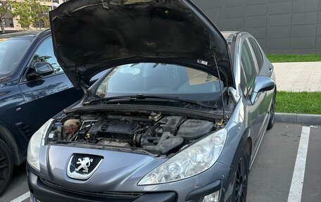 Peugeot 308 II, 2010 год, 375 000 рублей, 2 фотография