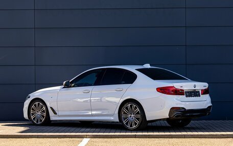 BMW 5 серия, 2019 год, 3 095 000 рублей, 4 фотография