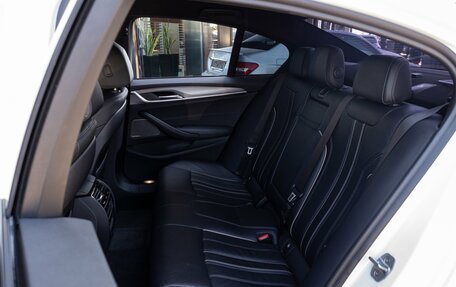 BMW 5 серия, 2019 год, 3 095 000 рублей, 20 фотография