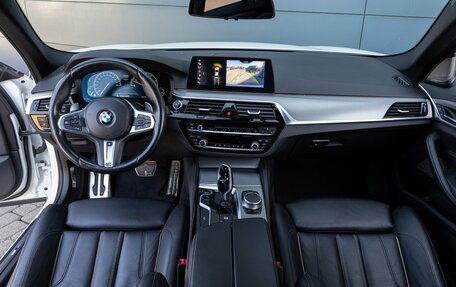 BMW 5 серия, 2019 год, 3 095 000 рублей, 19 фотография