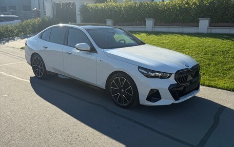 BMW 5 серия, 2023 год, 9 500 000 рублей, 4 фотография